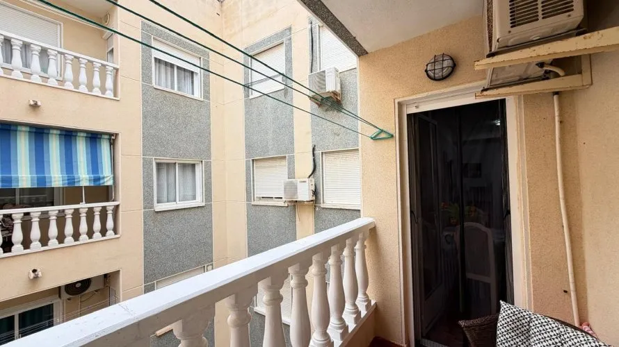 Apartment de 1 chambre à Torrevieja, Espagne No. 1467 № 6