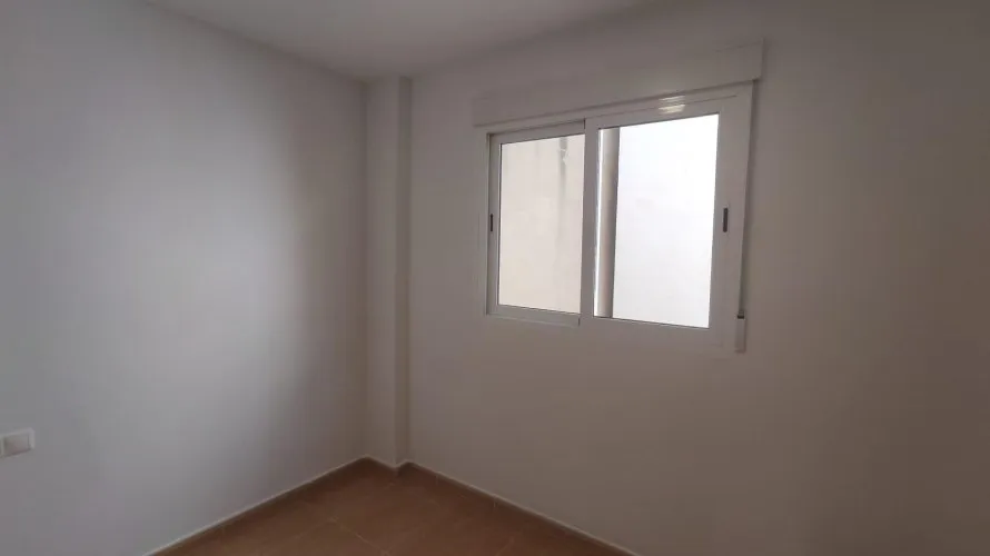 Apartment de 2 chambres à Alicante, Espagne No. 1310 № 21