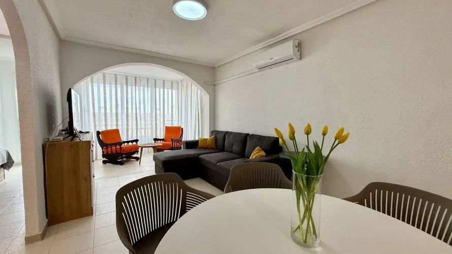 Apartment de 2 chambres à Torrevieja, Espagne No. 1433 № 21