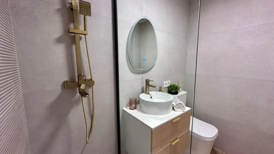 Apartment de 2 chambres à Torrevieja, Espagne No. 1302 № 20