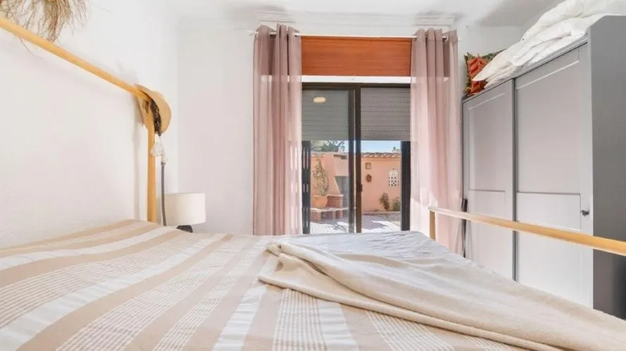 Bungalow de 1 chambre à Torrevieja, Espagne No. 1539 № 4