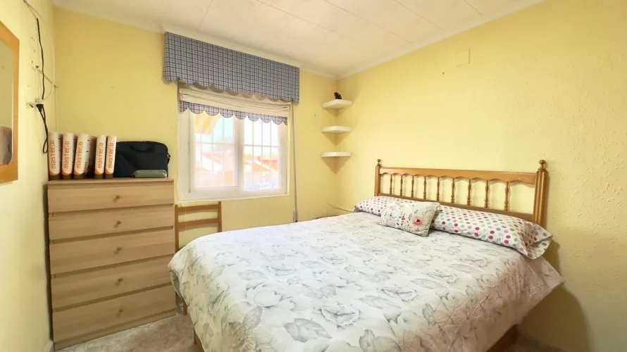 Bungalow de 1 chambre à Torrevieja, Espagne No. 1551 № 15
