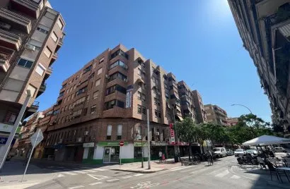 Parking de 16m² à Alicante, Espagne No. 1381