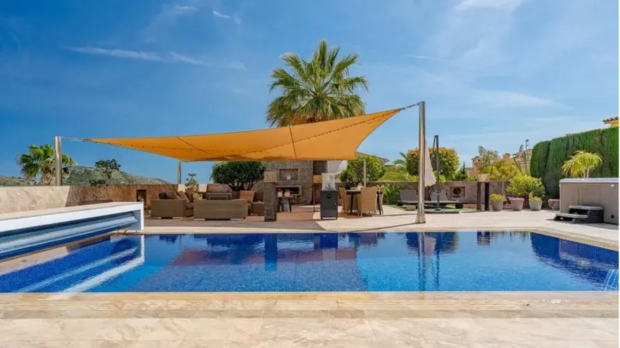 Villa de 247m² à Moraira, Espagne No. 1304 № 26
