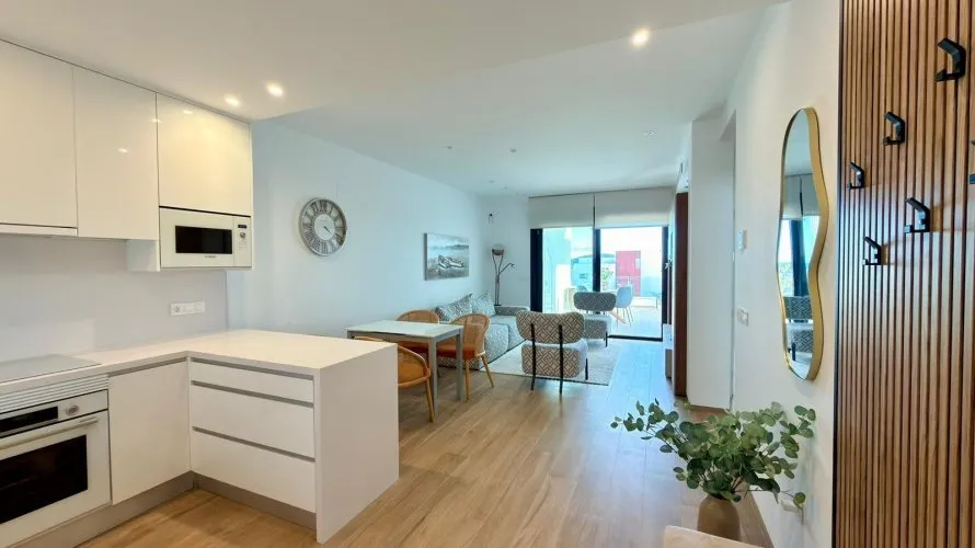 Bungalow de 2 chambres à Finestrat, Espagne No. 1309