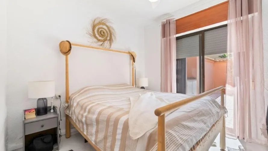 Bungalow de 1 chambre à Torrevieja, Espagne No. 1539 № 5
