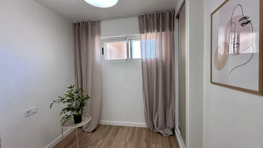 Apartment de 2 chambres à Torrevieja, Espagne No. 1302 № 8