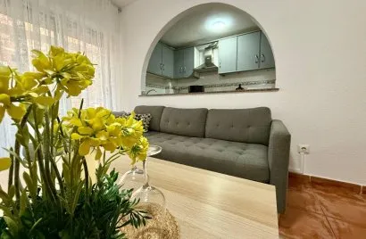 Apartment de 2 chambres à Torrevieja, Espagne No. 1384