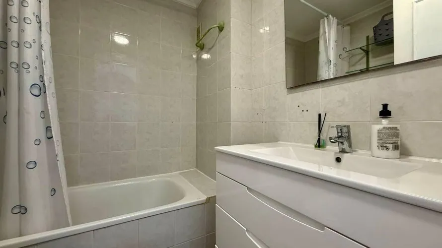 Apartment de 2 chambres à Torrevieja, Espagne No. 1433 № 8