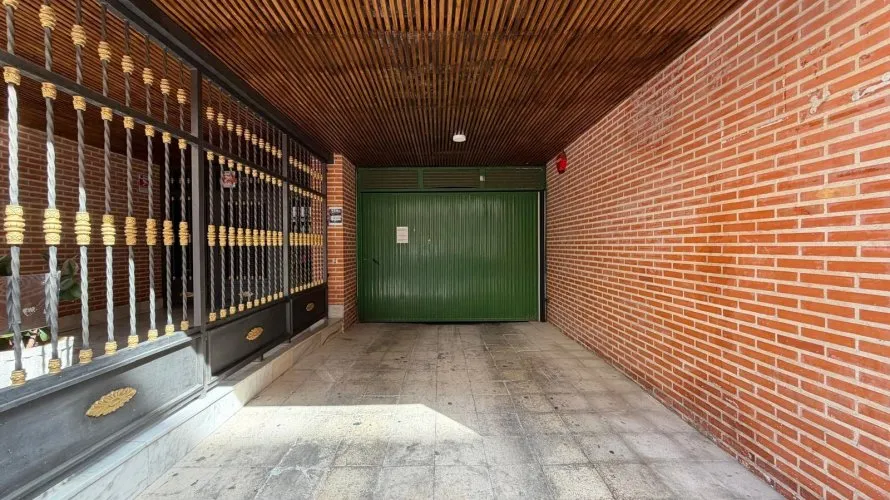Garage de 26m² à Torrevieja, Espagne No. 1519 № 17
