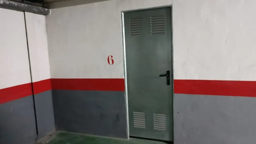 Garage de 12m² à Alicante, Espagne No. 1372 № 2