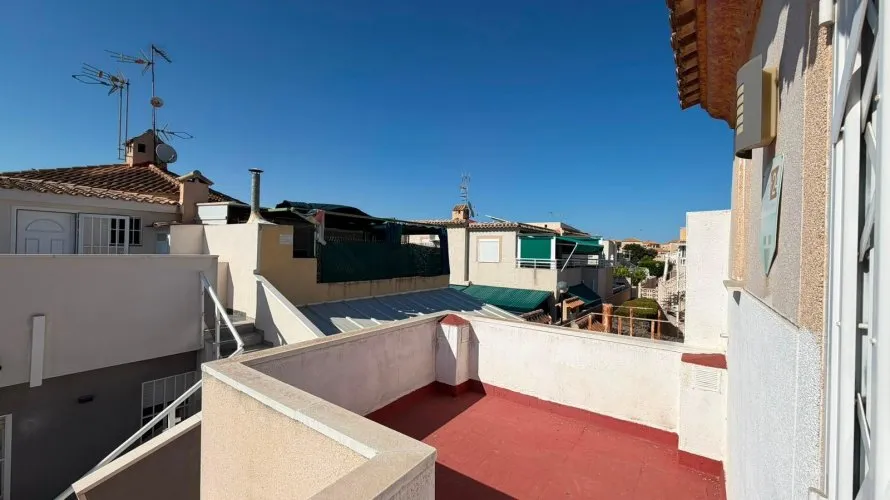 House de 3 chambres à Torrevieja, Espagne No. 1349 № 21