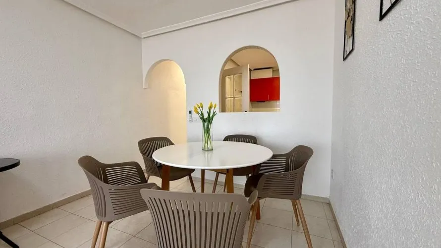 Apartment de 2 chambres à Torrevieja, Espagne No. 1433 № 24