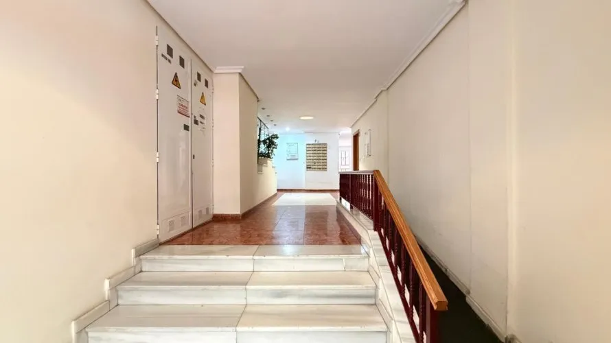 Apartment de 1 chambre à Torrevieja, Espagne No. 1467 № 2