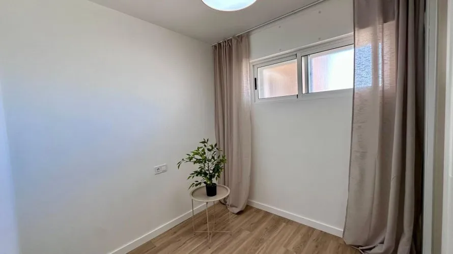 Apartment de 2 chambres à Torrevieja, Espagne No. 1302 № 7