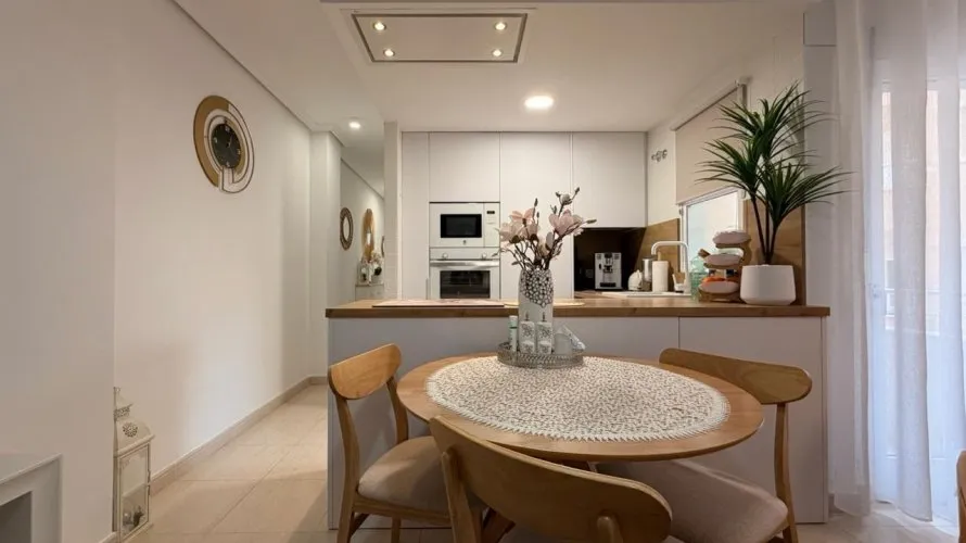 Apartment de 3 chambres à Torrevieja, Espagne No. 1512 № 26