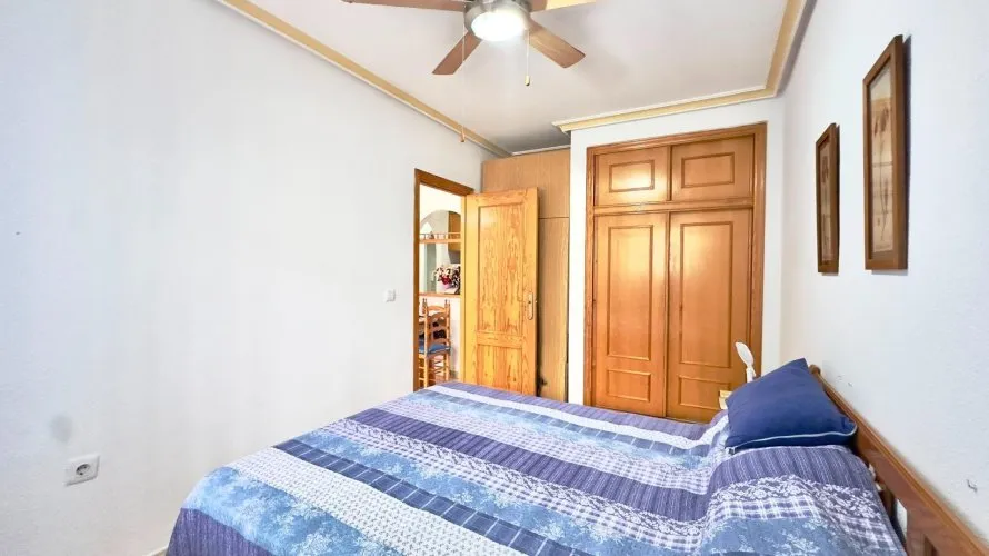 Apartment de 1 chambre à Torrevieja, Espagne No. 1556 № 7