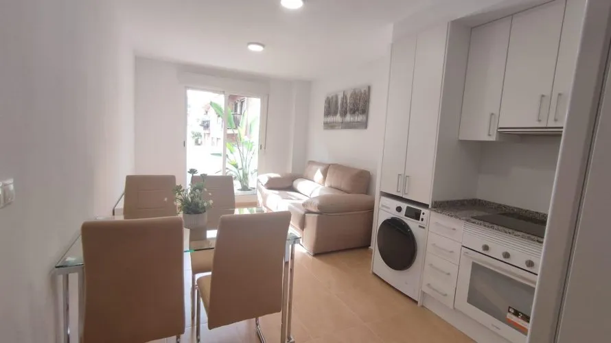 Apartment de 2 chambres à Alicante, Espagne No. 1310 № 6