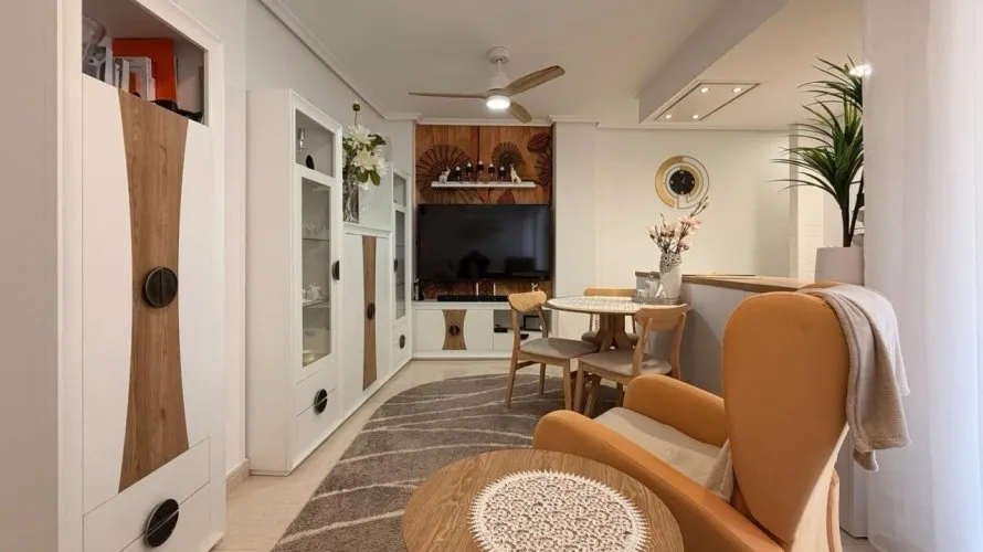 Apartment de 3 chambres à Torrevieja, Espagne No. 1512 № 3