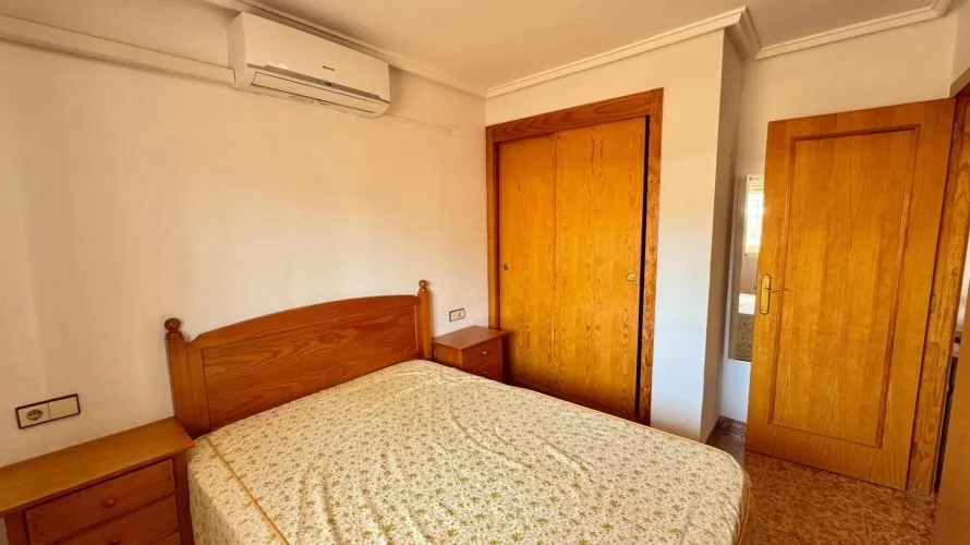 Penthouse de 2 chambres à Torrevieja, Espagne No. 1421 № 18