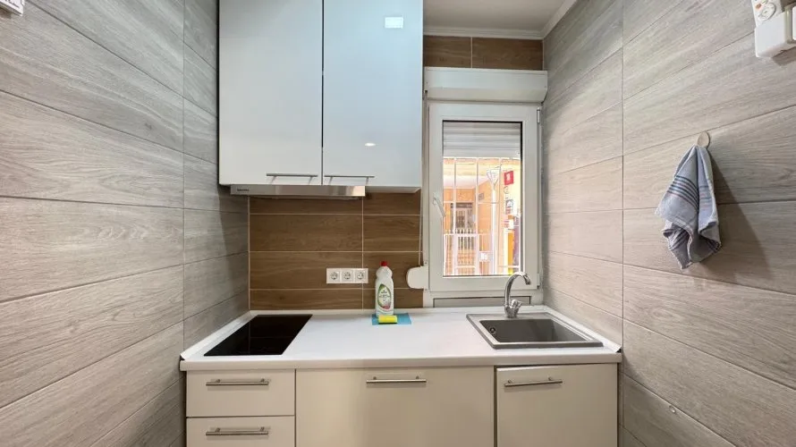 Apartment de 2 chambres à Torrevieja, Espagne No. 1408 № 17