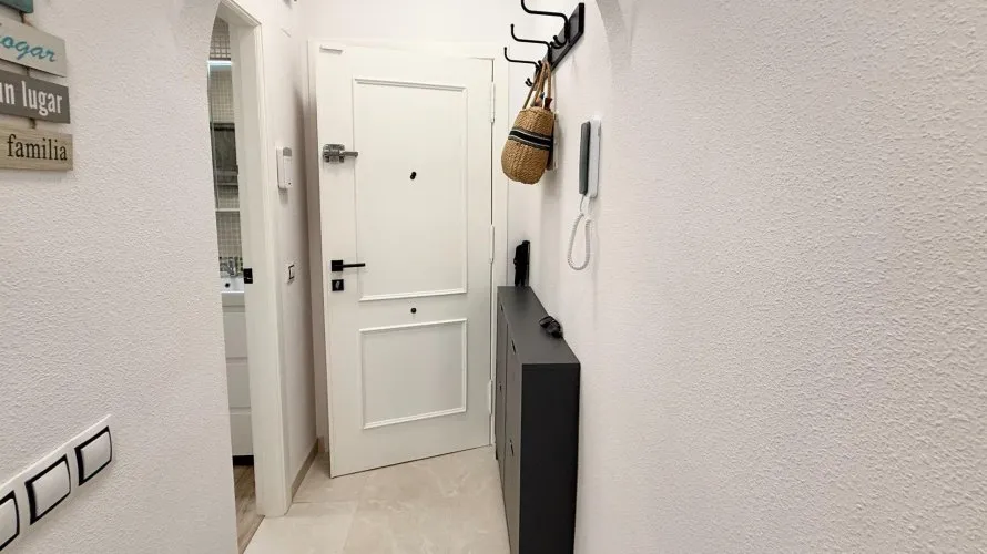Apartment de 1 chambre à Torrevieja, Espagne No. 1719 № 19