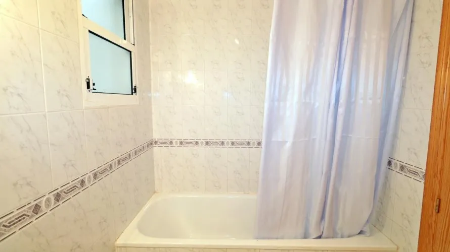 Apartment de 2 chambres à Torrevieja, Espagne No. 1743 № 12