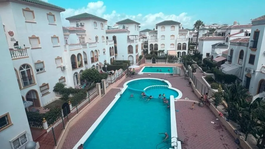 Apartment de 1 chambre à Torrevieja, Espagne No. 1735 № 19