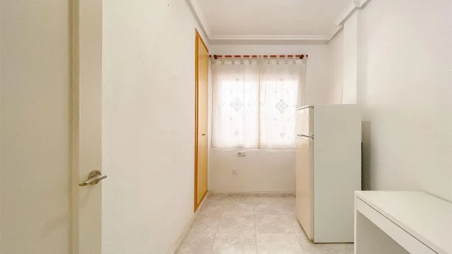 House de 3 chambres à Torrevieja, Espagne No. 1739 № 24