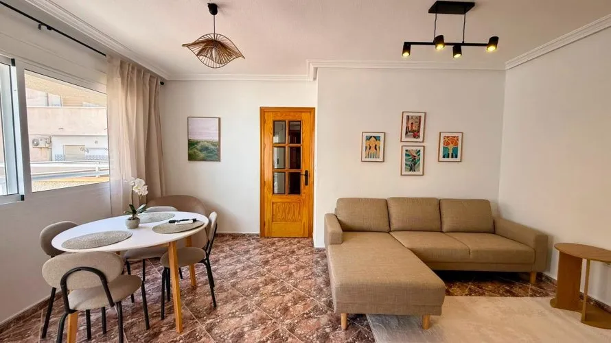 Apartment de 2 chambres à Torrevieja, Espagne No. 1655 № 22