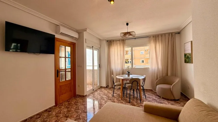Apartment de 2 chambres à Torrevieja, Espagne No. 1655 № 18