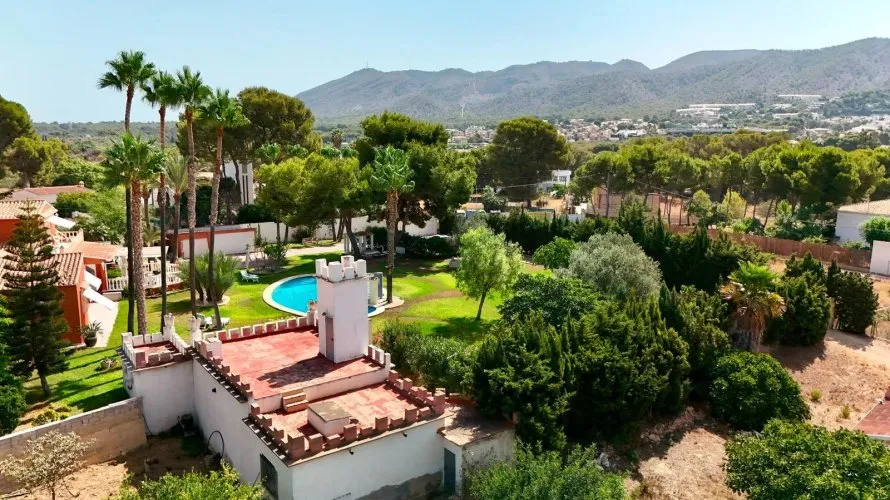 Villa de 5 chambres à Benidorm, Espagne No. 1716 № 27