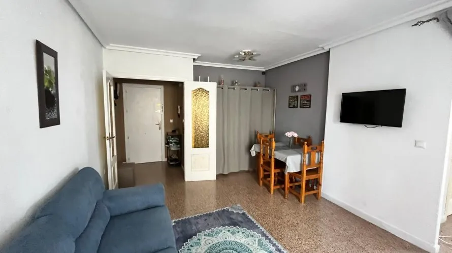 Apartment de 2 chambres à Torrevieja, Espagne No. 1690 № 10