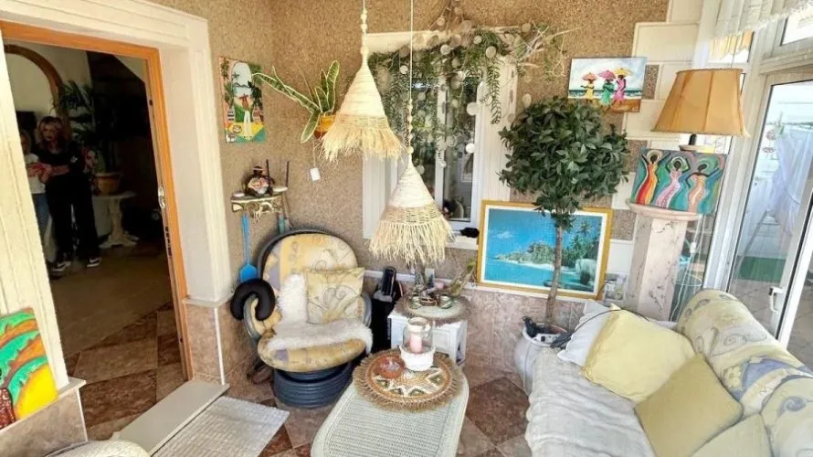 Villa de 2 chambres à Torrevieja, Espagne No. 1725 № 16