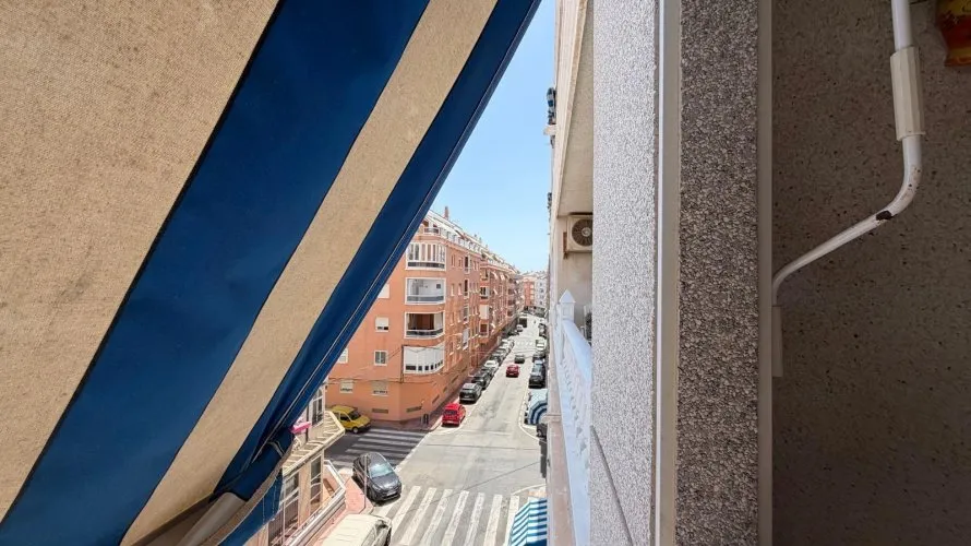 Apartment de 2 chambres à Torrevieja, Espagne No. 1710 № 24