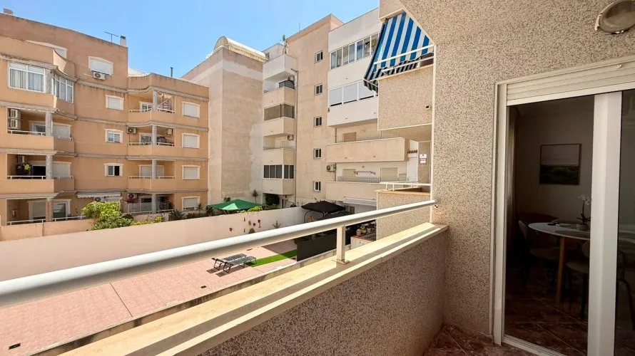Apartment de 2 chambres à Torrevieja, Espagne No. 1655 № 15