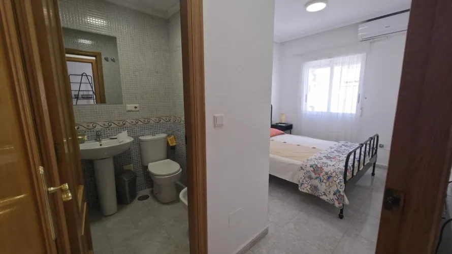 Apartment de 1 chambre à Torrevieja, Espagne No. 1671 № 9