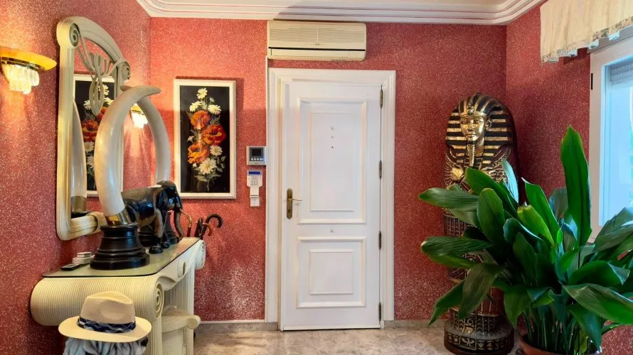 Villa de 5 chambres à Benidorm, Espagne No. 1716 № 20