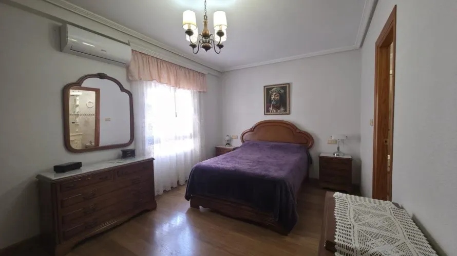 Apartment de 3 chambres à Torrevieja, Espagne No. 1670 № 19