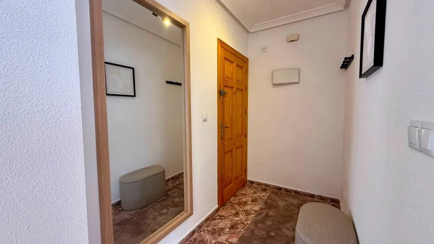 Apartment de 2 chambres à Torrevieja, Espagne No. 1655 № 12