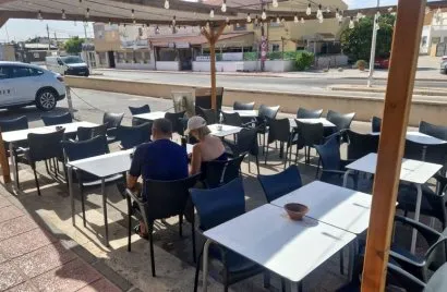 Commercial property de à Torrevieja, Espagne No. 1717