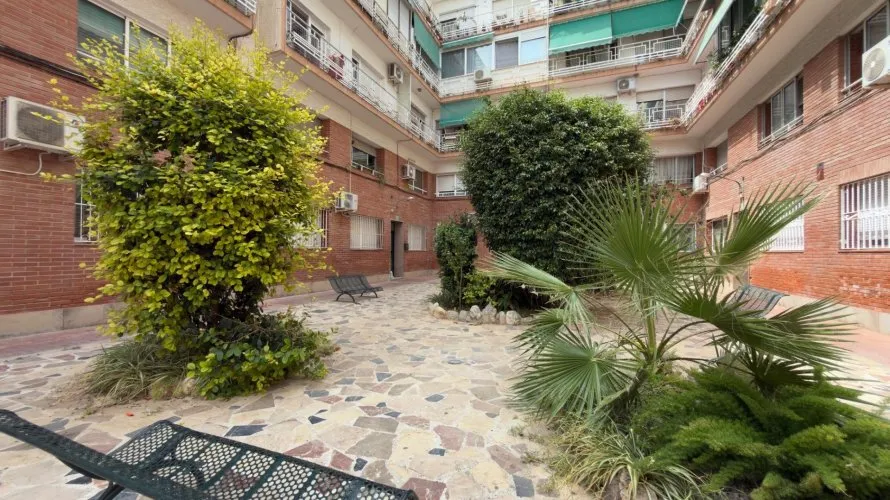 Apartment de 4 chambres à Alicante, Espagne No. 1687 № 1