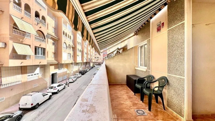 Apartment de 1 chambre à Torrevieja, Espagne No. 1870 № 14