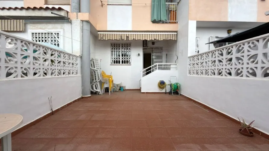 Bungalow de 1 chambre à Torrevieja, Espagne No. 1879 № 13