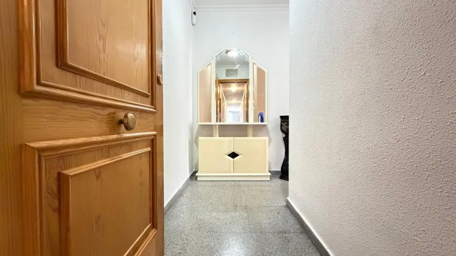 Apartment de 2 chambres à Torrevieja, Espagne No. 1861 № 28
