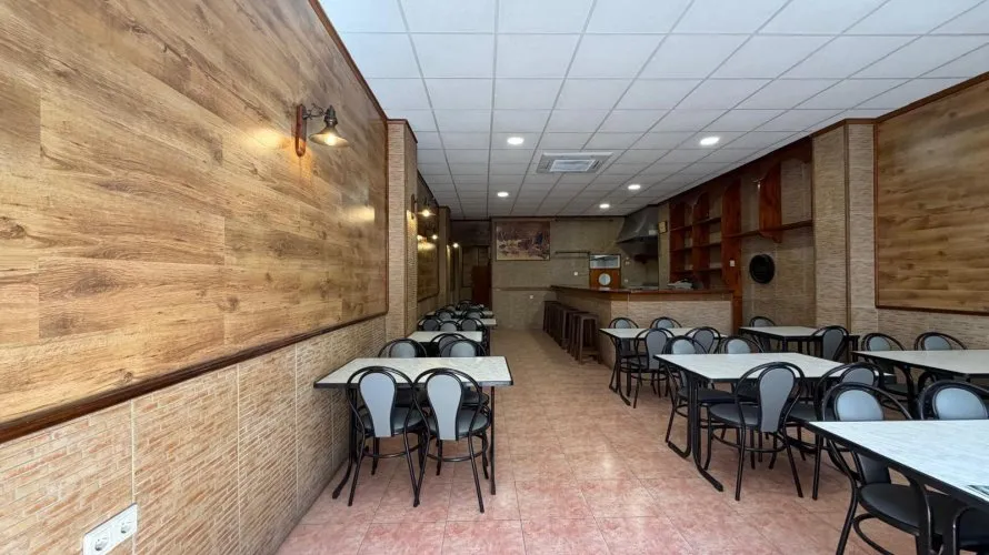 Commercial property de 98m² à Torrevieja, Espagne No. 1860 № 25