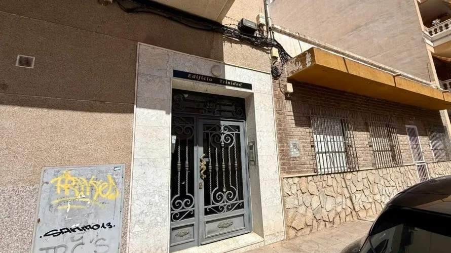 Apartment de 1 chambre à Torrevieja, Espagne No. 1807 № 2