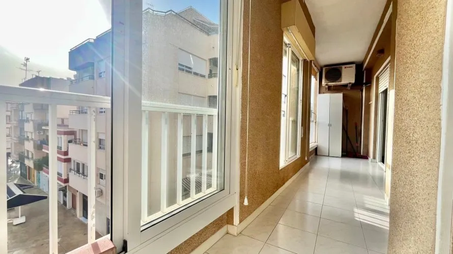 Apartment de 3 chambres à Torrevieja, Espagne No. 1838 № 25