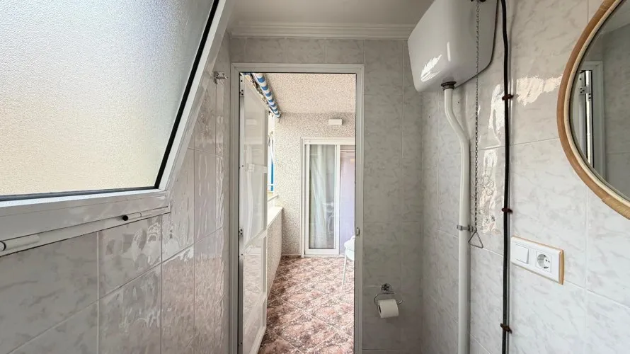 Apartment de 2 chambres à Torrevieja, Espagne No. 1866