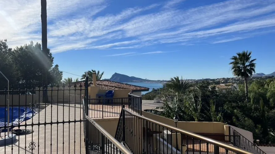 Commercial property de 1200m² à Altea, Espagne No. 1786